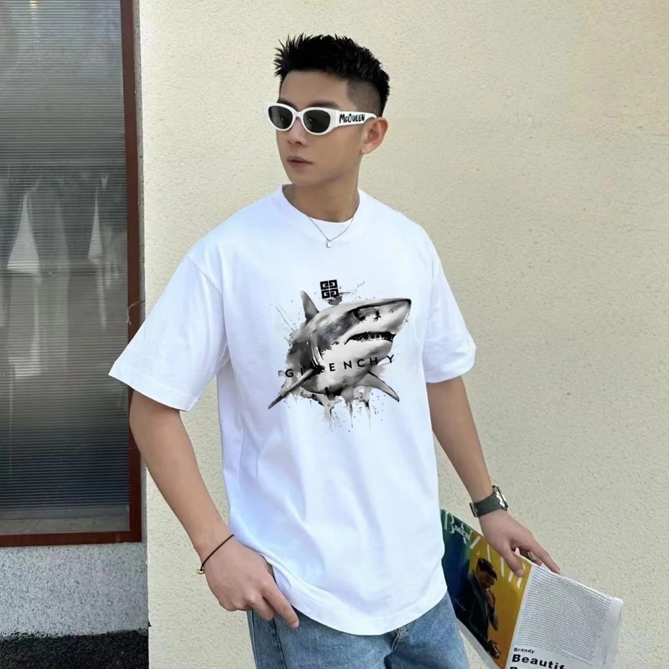 GIVENCHY 지방시 반팔티