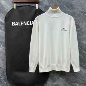 BALENCIAGA 발렌시아가 터틀넥