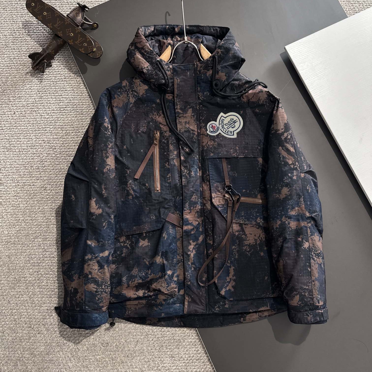 MONCLER 몽클레어 후드 패딩