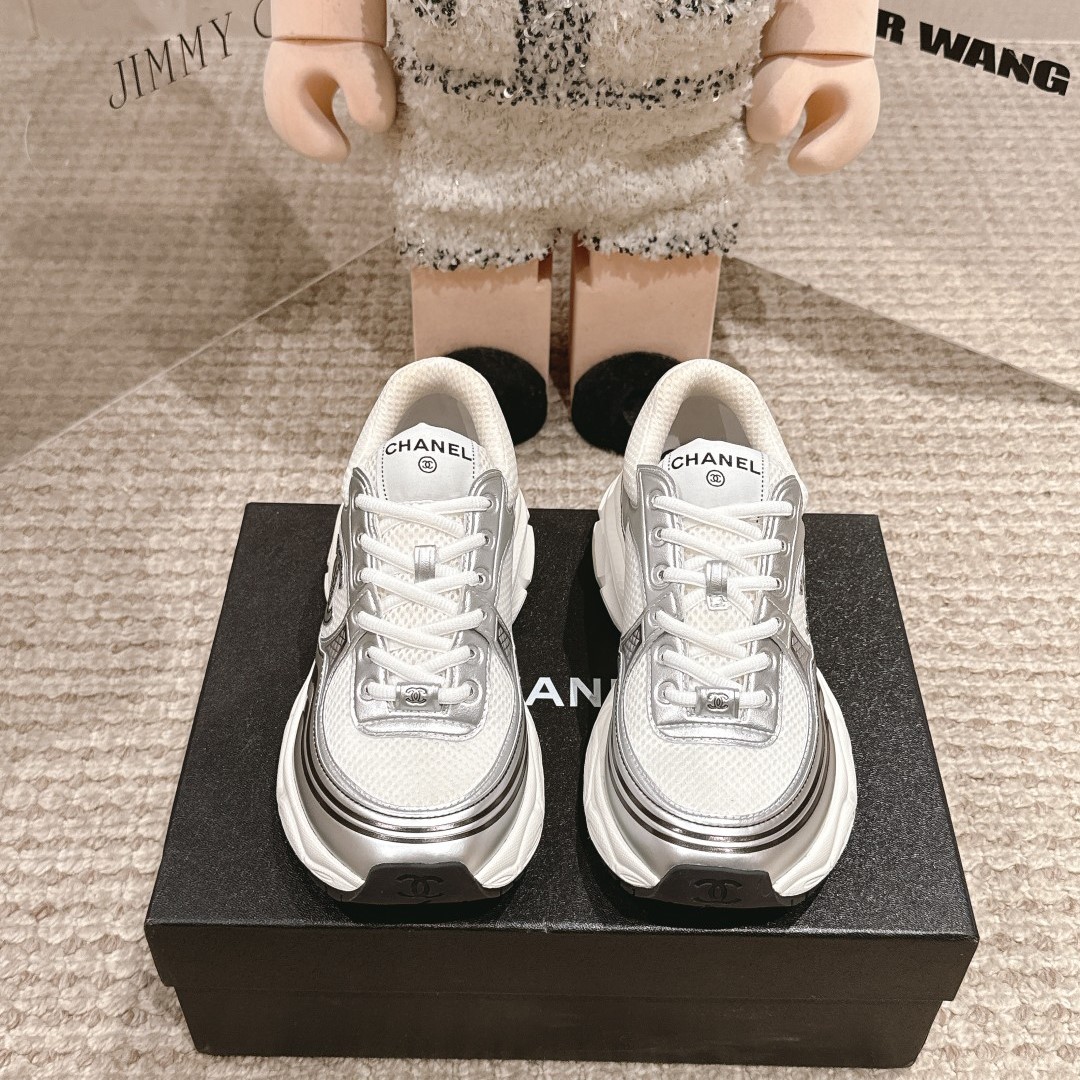 CHANEL 샤넬 2025 스니커즈