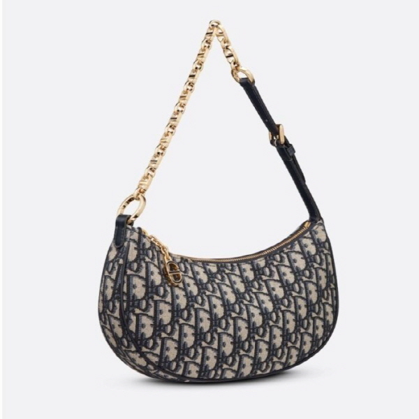 디* 오블리크 라운지백