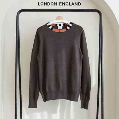 남성 체크 넥라인 크루넥 니트 스웨터