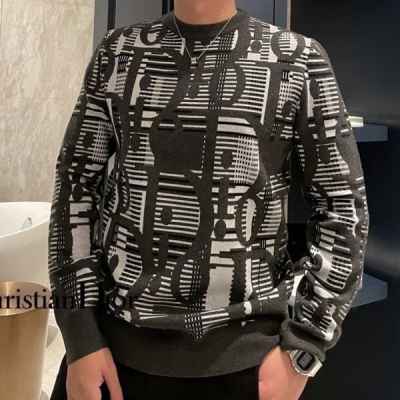 디* 시그니쳐 DI*R 패턴 울 니트