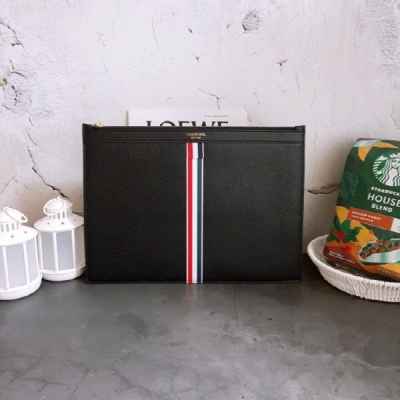 톰* 삼선 스트라이프 클러치