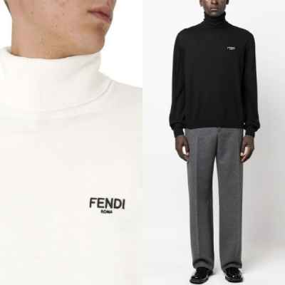 펜* 로고 자수 장식 터틀넥 니트 (남성)