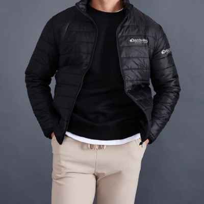 디**** 오리털 경량패딩